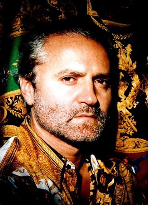 gianni versace nascita del marchio|gianni versace facts.